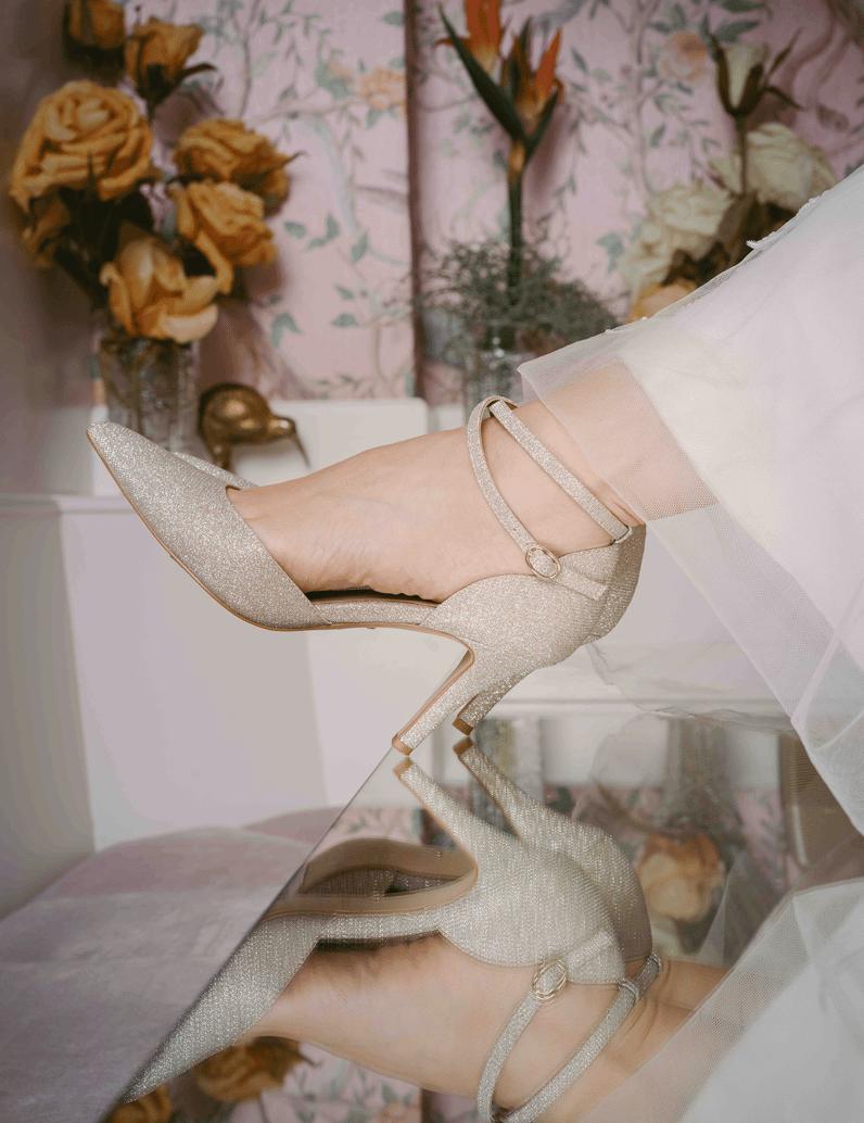 Lazzarini-Pumps-gold