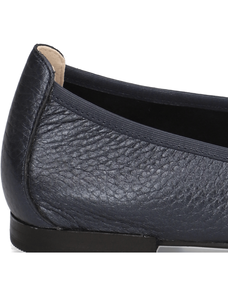 Pat-Calvin-Ballerina-schwarz