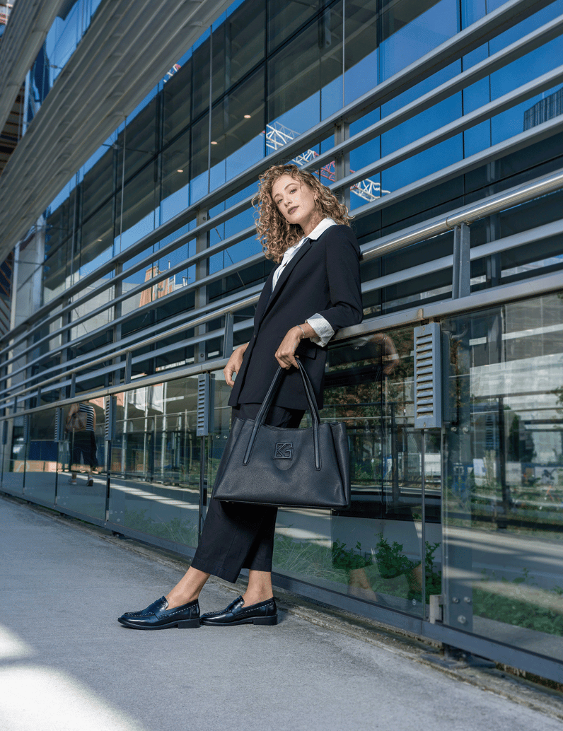 Kate-Gray-Slipper-schwarz