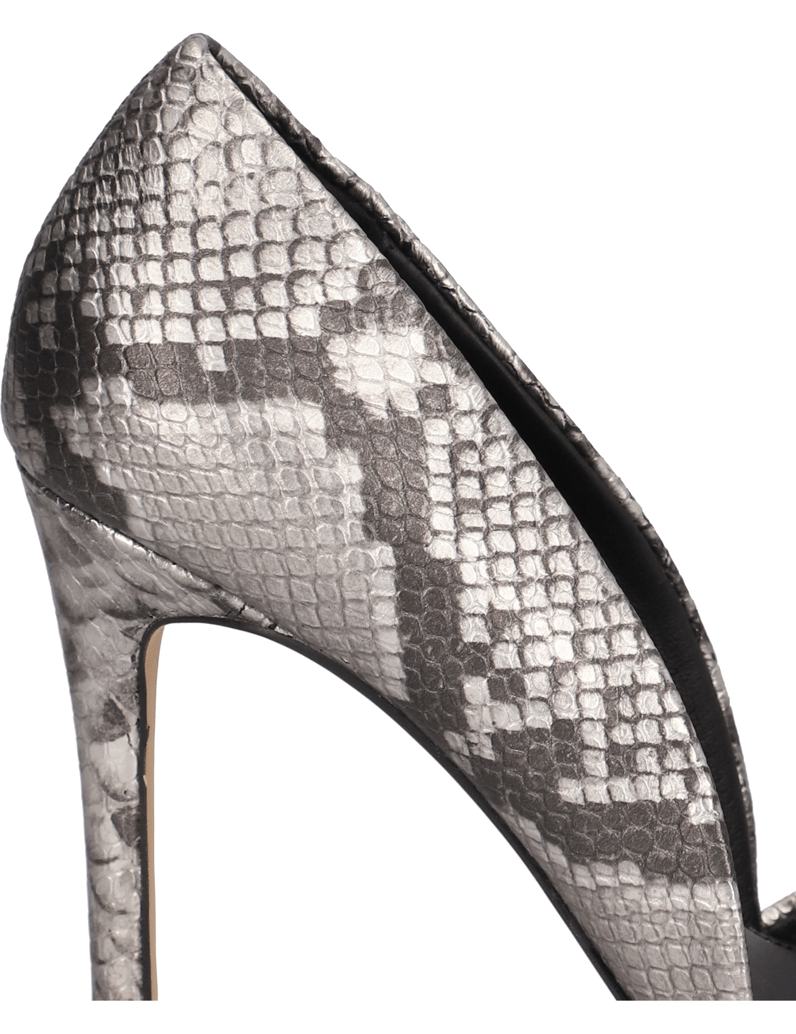 Silvia-Schneider-Glattleder-Pumps-gold