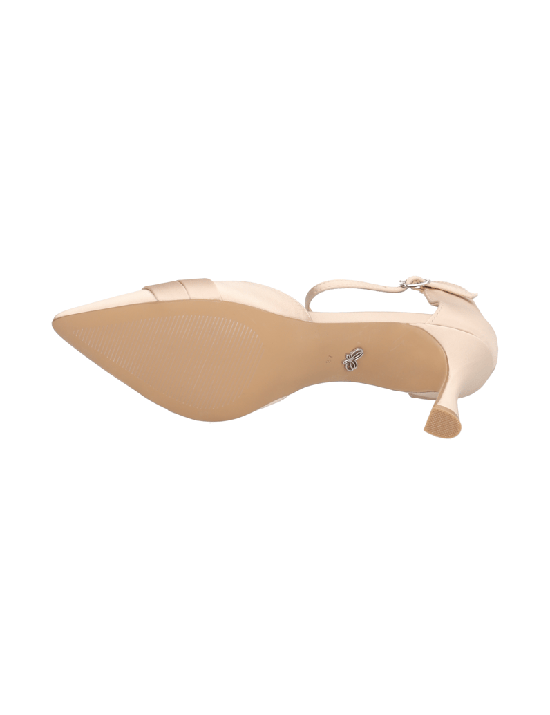 Silvia-Schneider-DANCING-PUMPS-beige