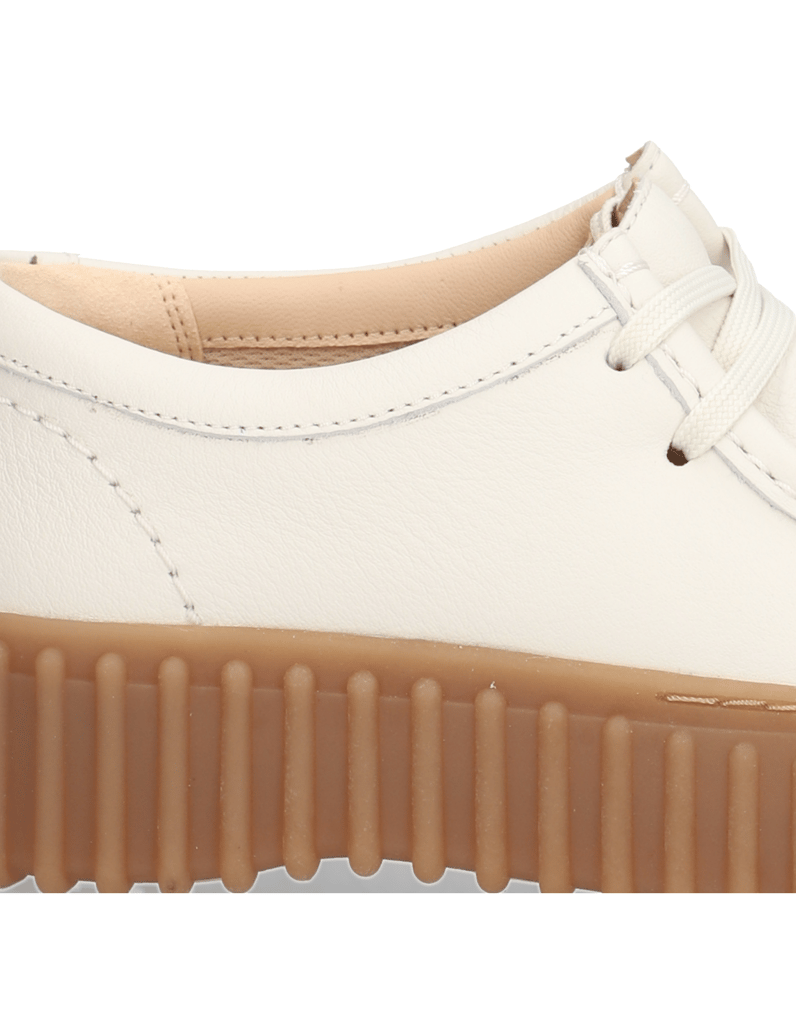 Clarks-Torhill-Bee-weiss