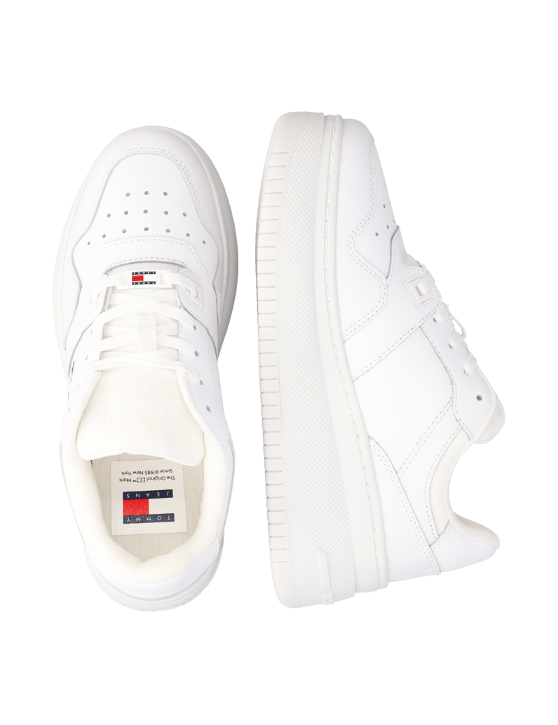 Tommy-Jeans-TJW-RETRO-BASKET-FLATFORM-ESS-weiss