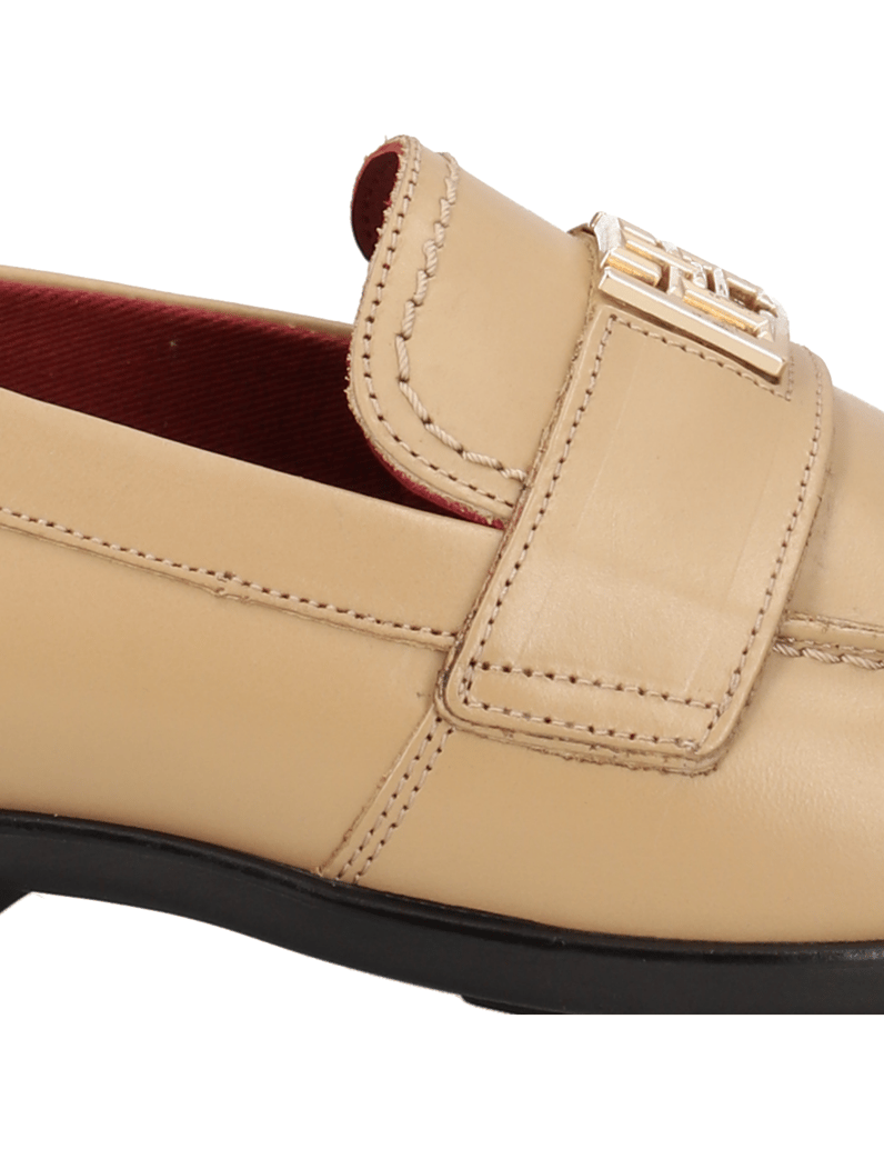 Tommy-Hilfiger-TH-LEATHER-CLASSIC-LOAFER-beige