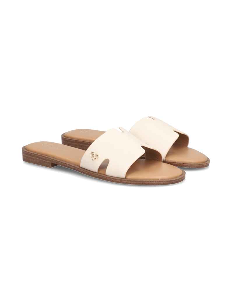 UP-collection-Pantoffel-weiss
