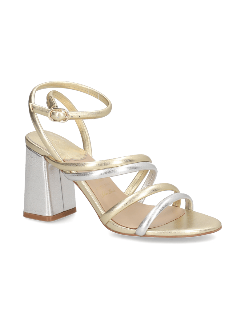 Silvia-Schneider-Glattleder-Sandale-gold