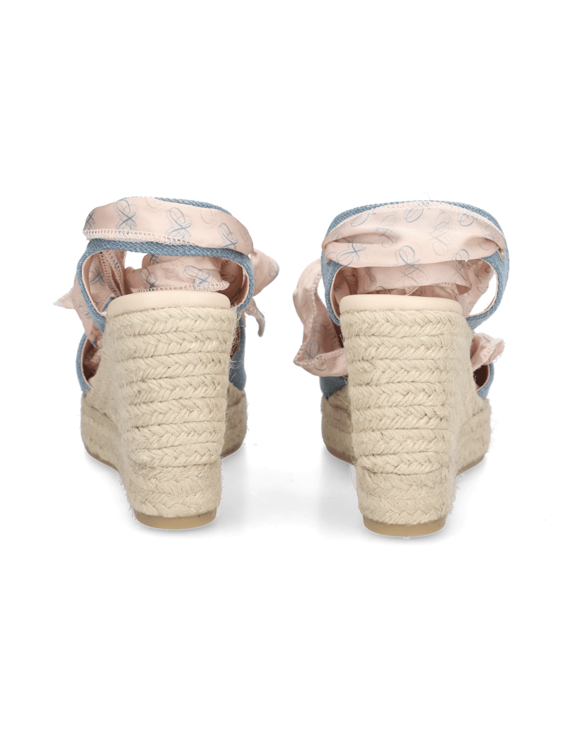 Silvia-Schneider-Keilsandale-beige