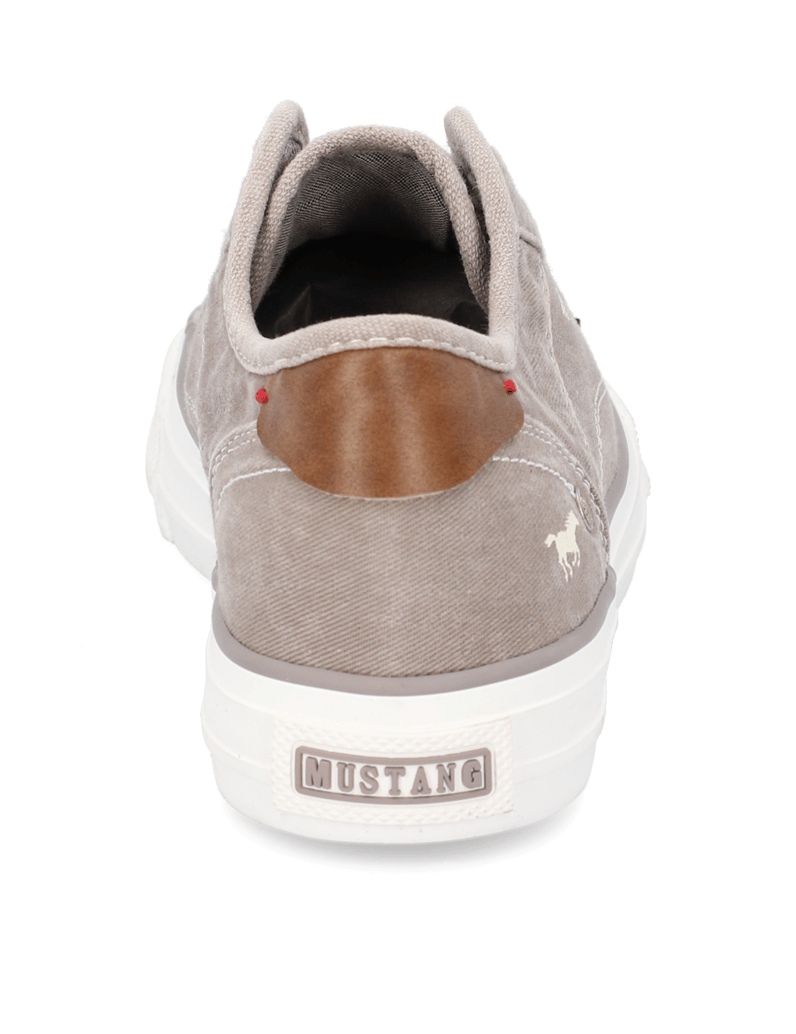 Mustang-Canvas-Sneaker