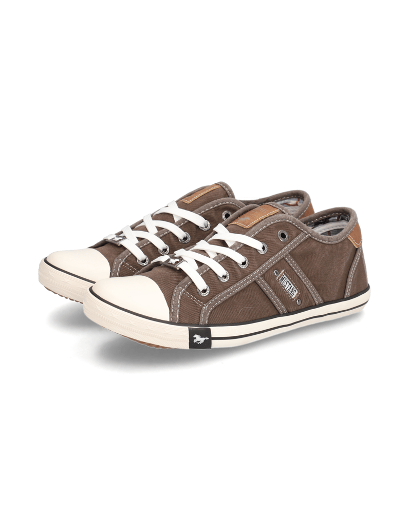 Mustang-Canvas-Sneaker-schwarz