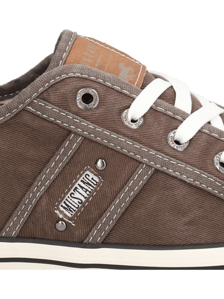 Mustang-Canvas-Sneaker-schwarz