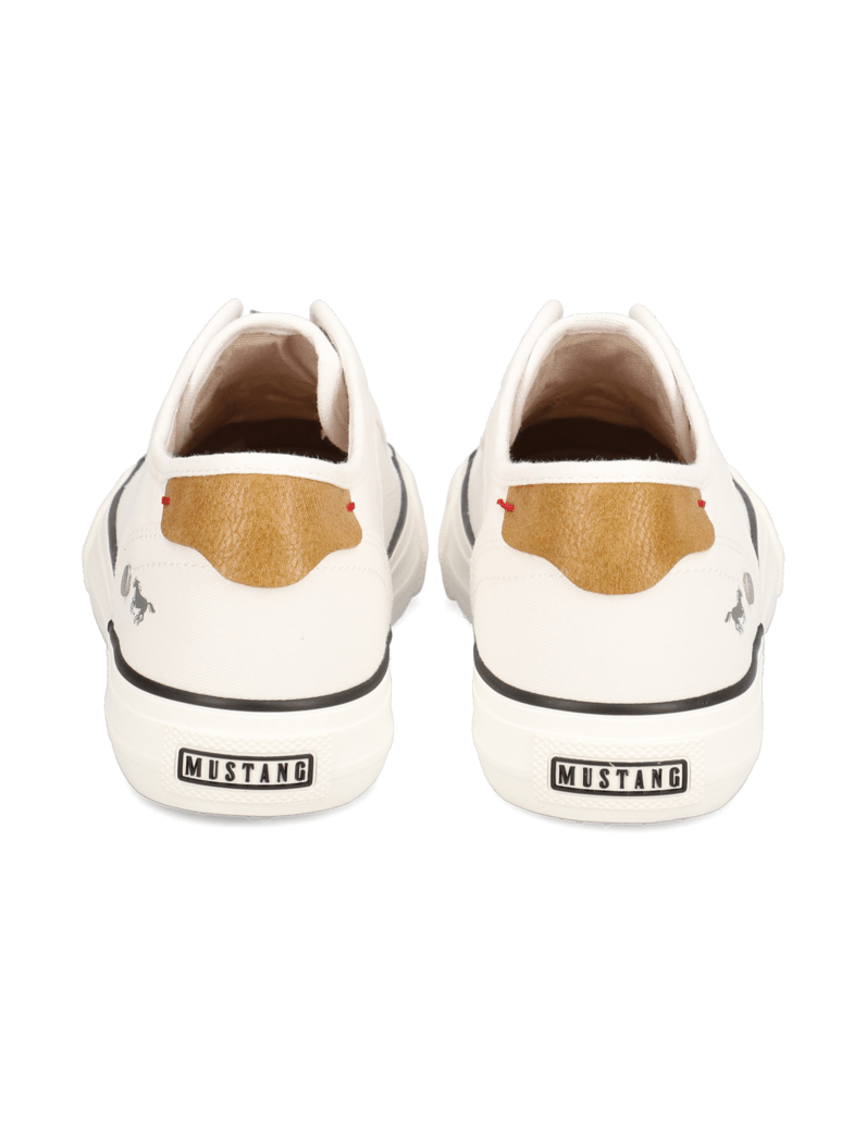 Mustang-Canvas-Sneaker-weiss