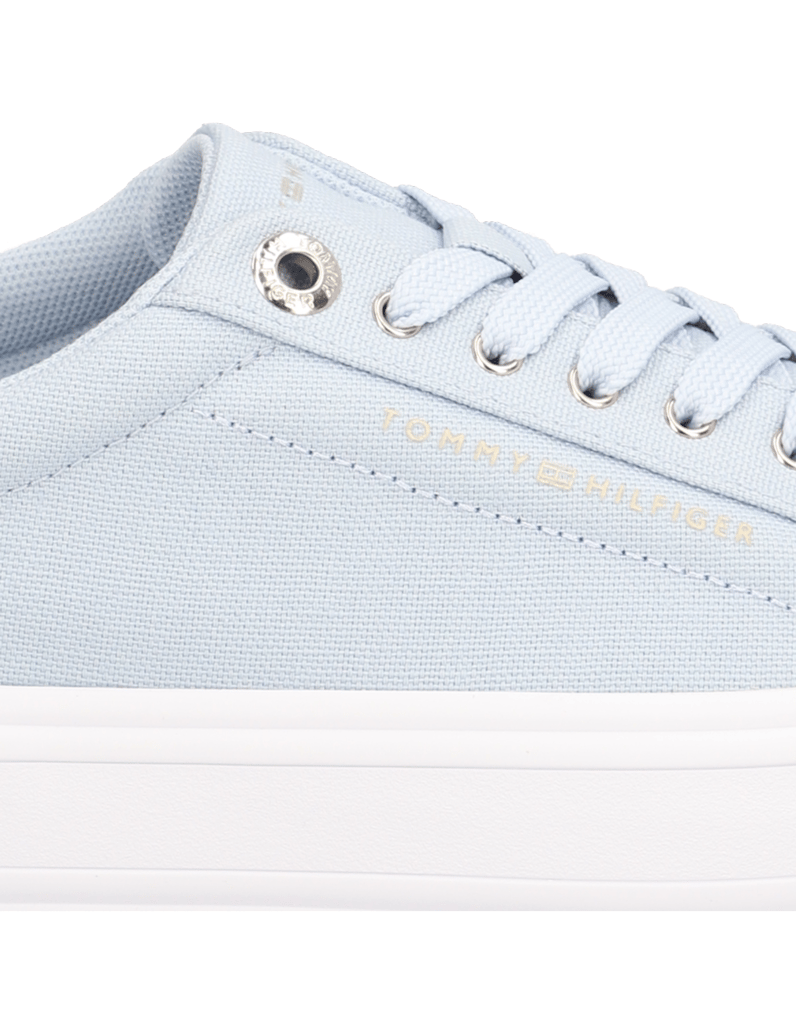 Tommy-Hilfiger-ESSENTIAL-VULC-CANVAS-SNEAKER-hellblau