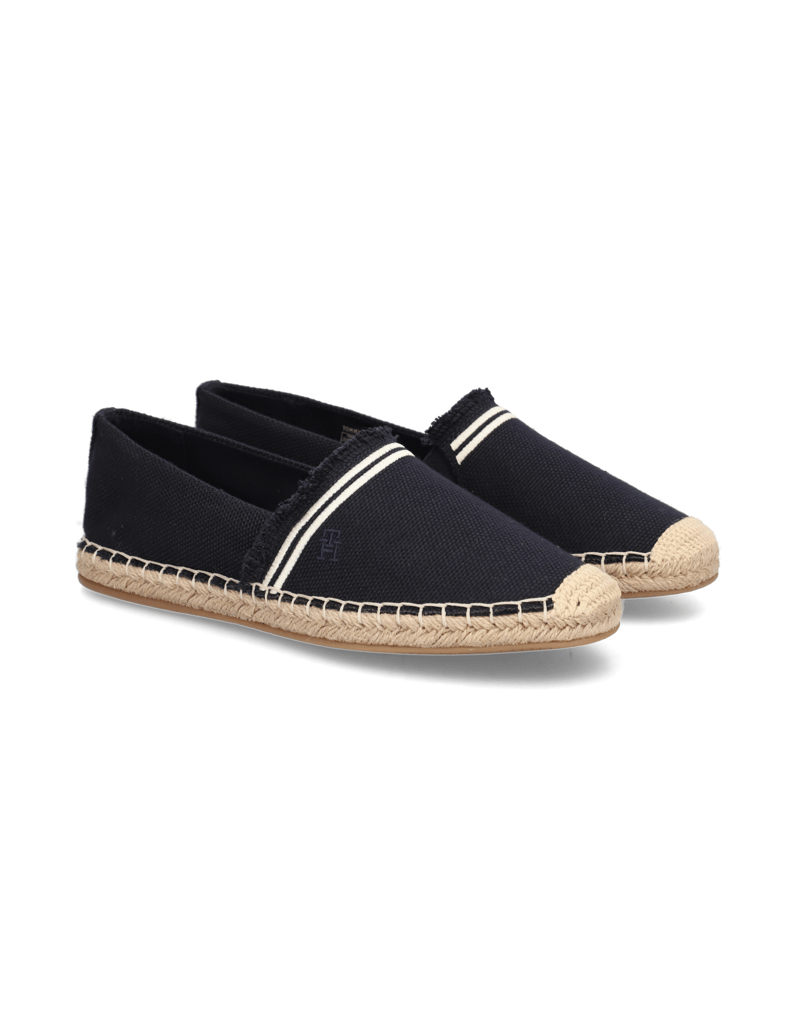 Tommy-Hilfiger-FRINGE-CANVAS-CLOSED-ESPADRILLE-beige
