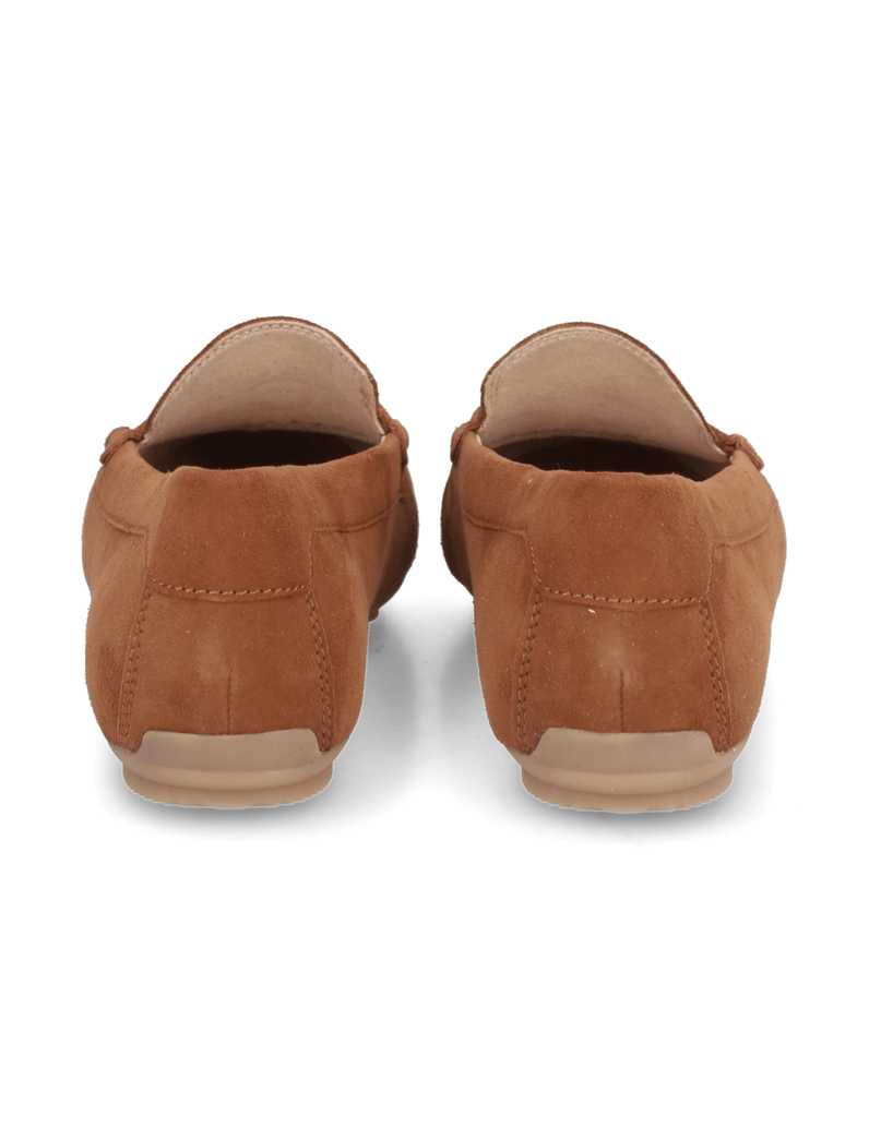 Pat-Calvin-Slipper-cognac