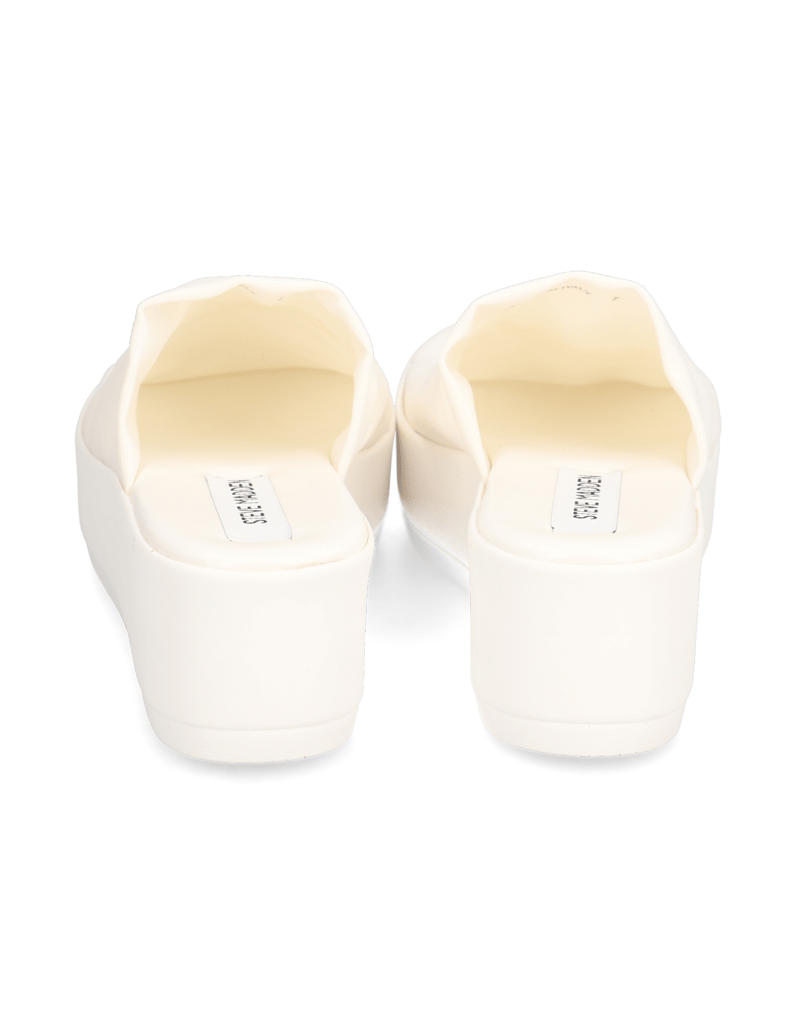 Steve-Madden-SLINKY-weiss