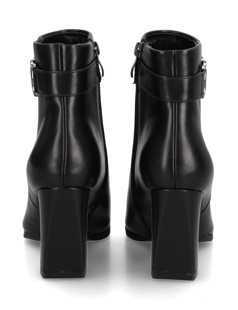 UP-collection-Stiefelette-schwarz