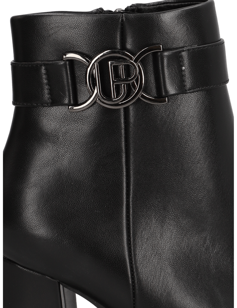 UP-collection-Stiefelette-schwarz