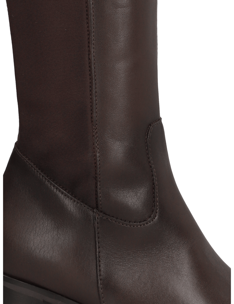 Lazzarini-Stiefel-schwarz