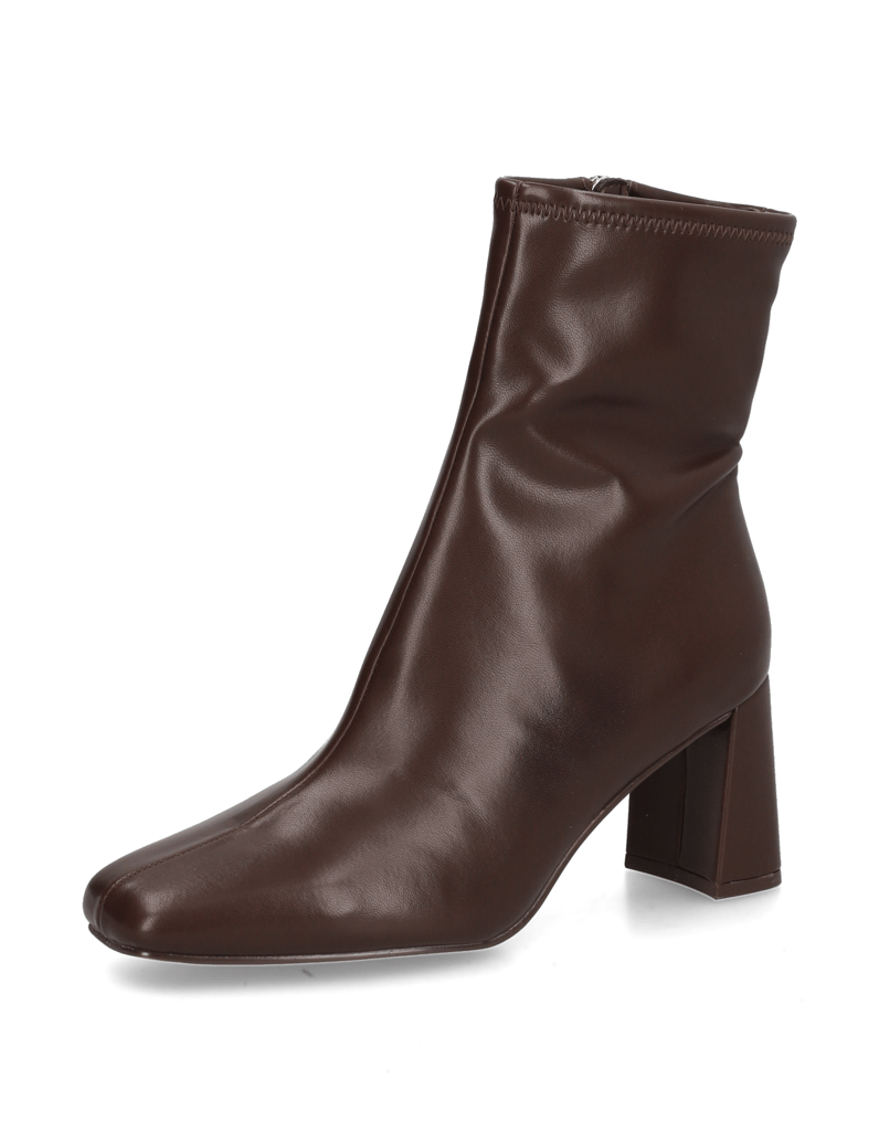 Steve-Madden-HURST-braun
