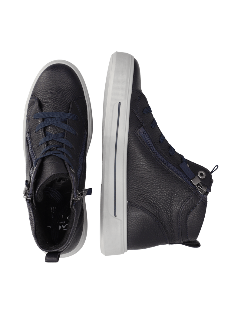 Ara-Courtyard-2.0-blau