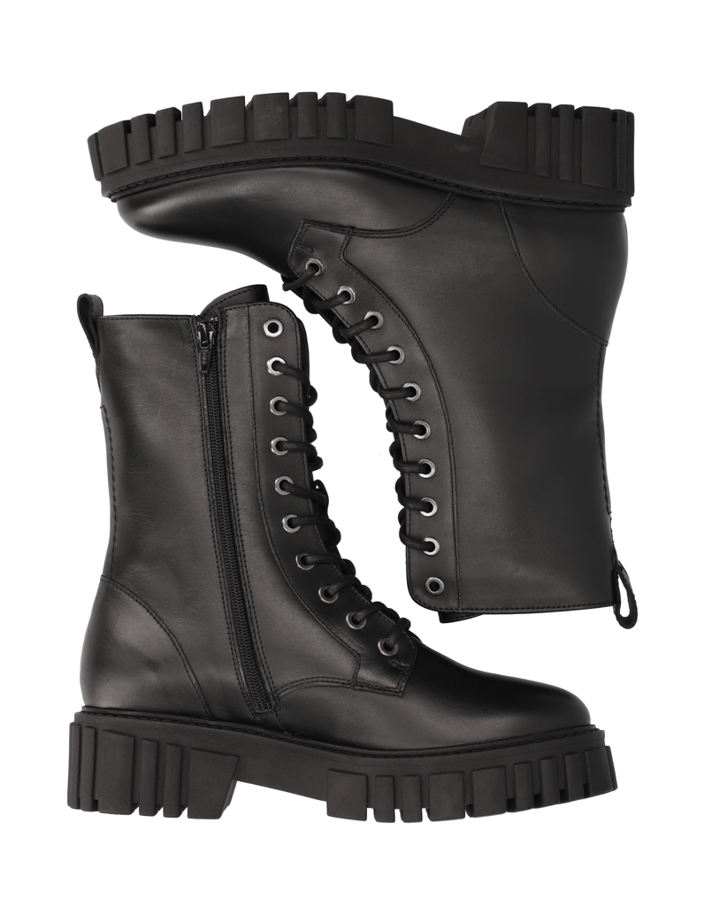 Clarks-Page-LAce