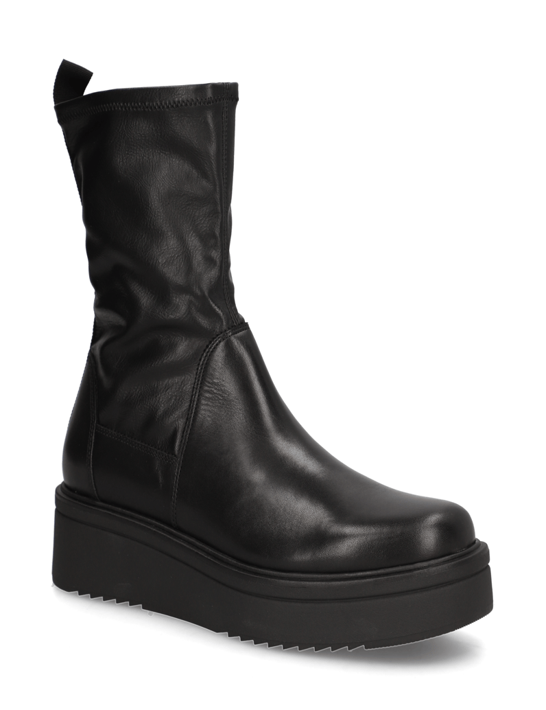 Vagabond-Shoemakers-Tara-schwarz