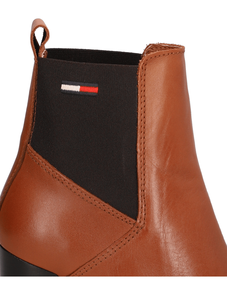 Tommy-Jeans-TJW-New-ESS-HIGH-HEEL-BOOT-cognac
