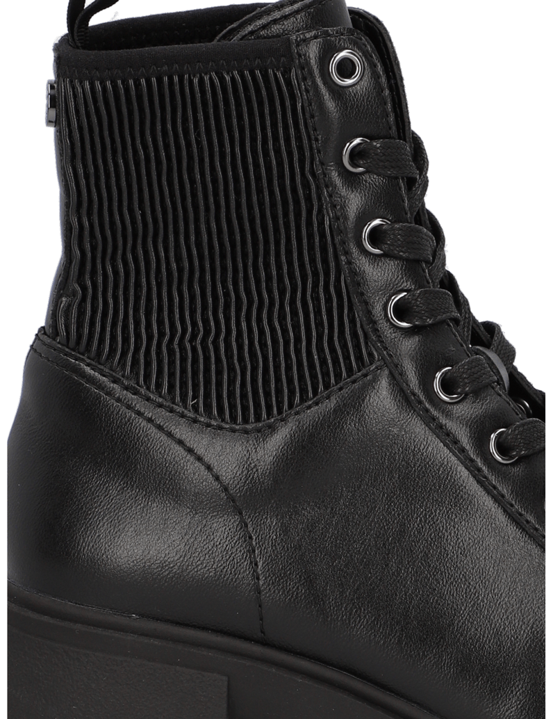 Steve-Madden-HIGHROLLER