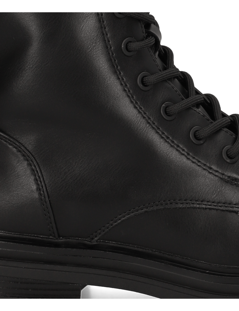 OMG!-Schnürboot-schwarz