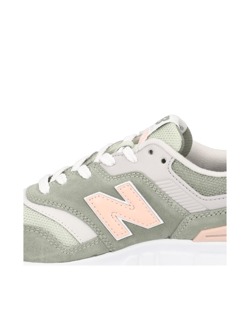 New-Balance-CW997