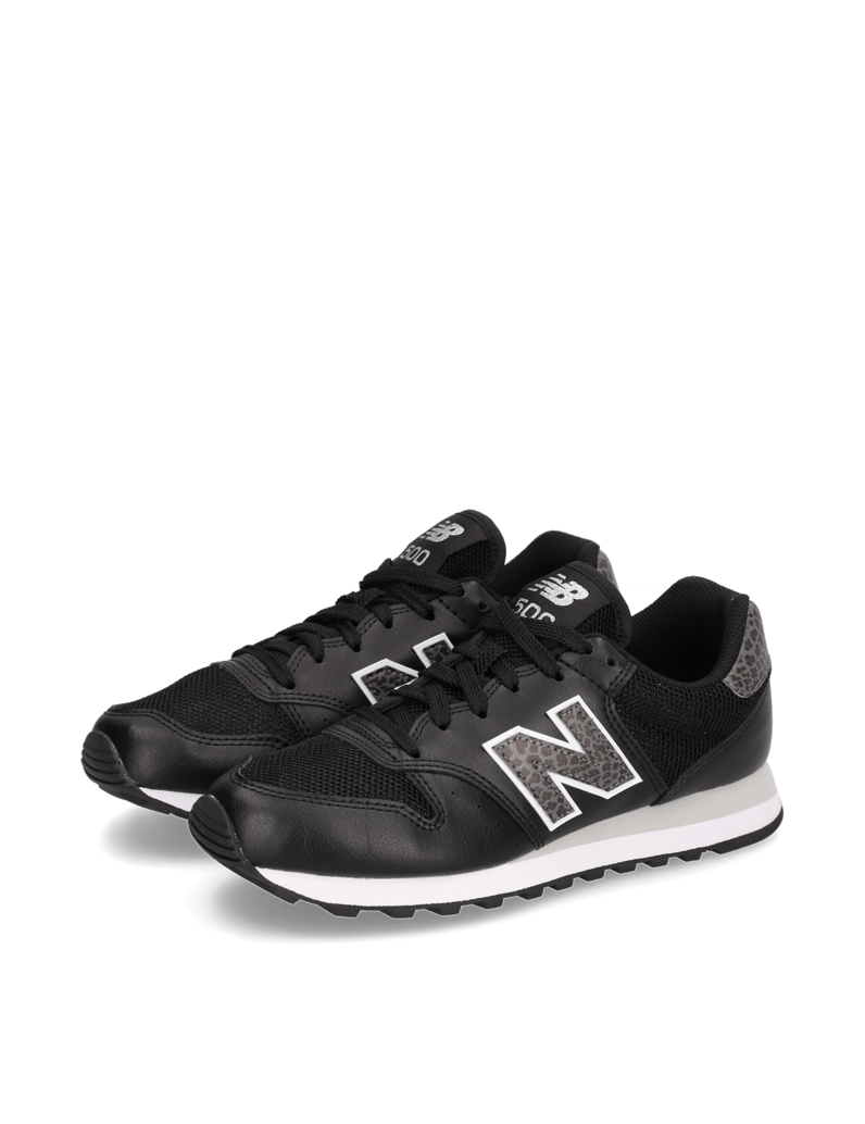 New-Balance-GW500