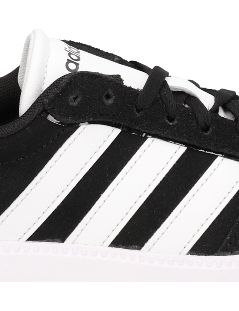 Adidas-BREAKNET-SLEEK-SUEDE,-schwarz