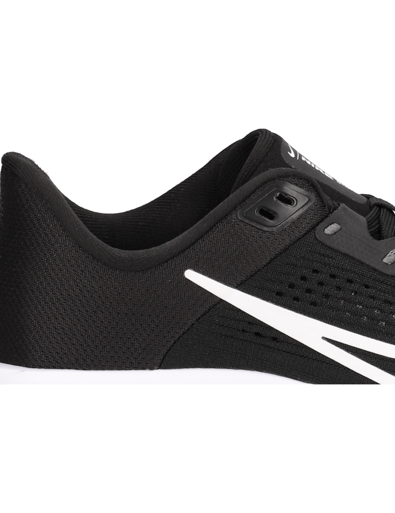 Nike-Quest-6-schwarz