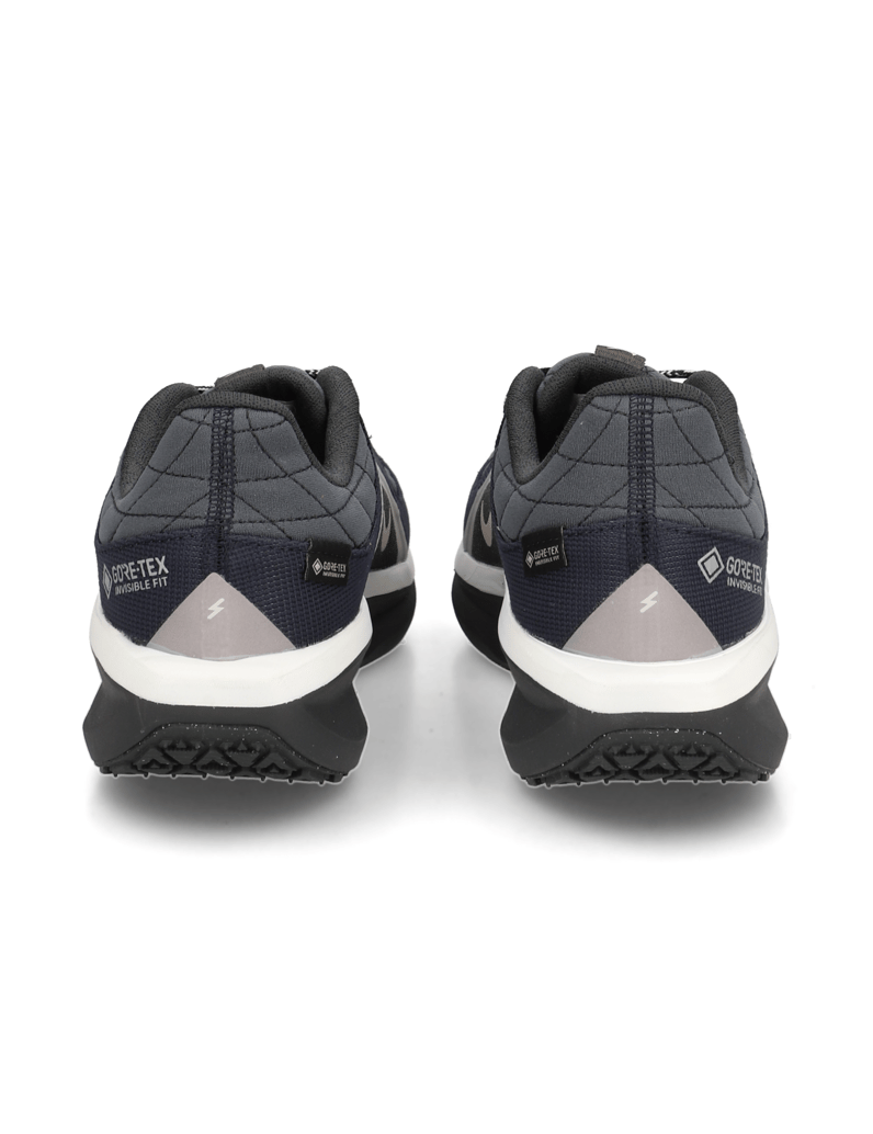 Nike-Nike-Winflo-11-Gore-tex-schwarz