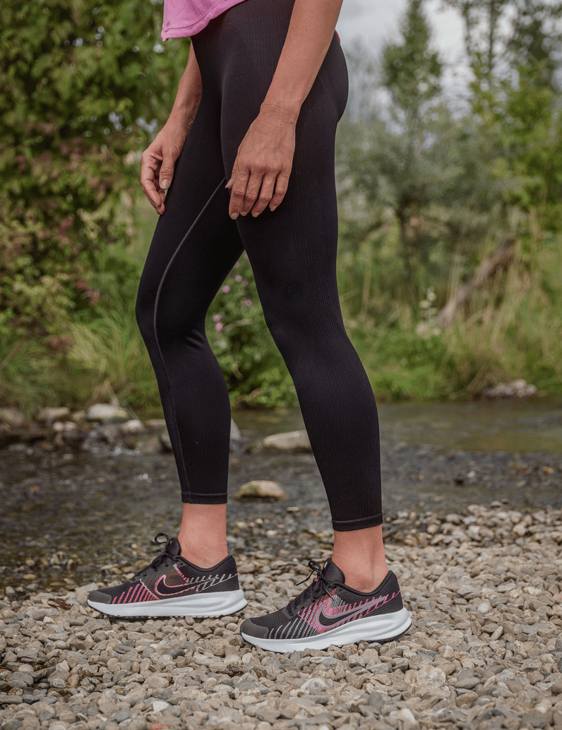 Nike-NIKE-RUN-DEFY-schwarz