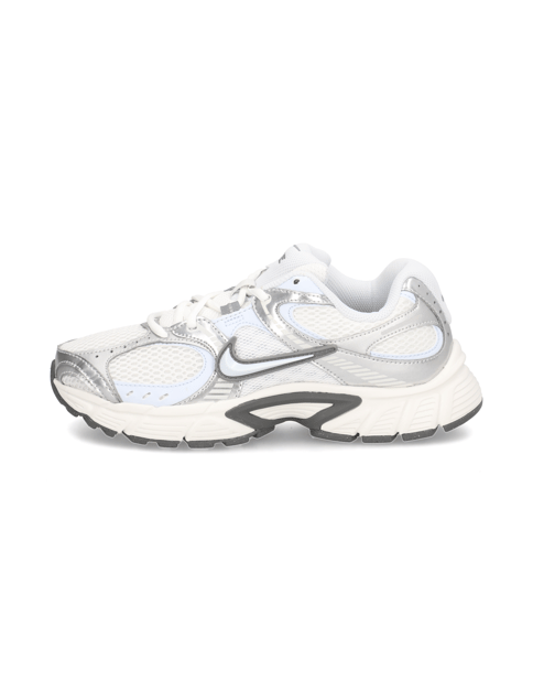 W NIKE V5 RNR