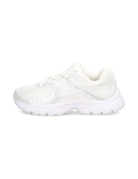 W NIKE V5 RNR