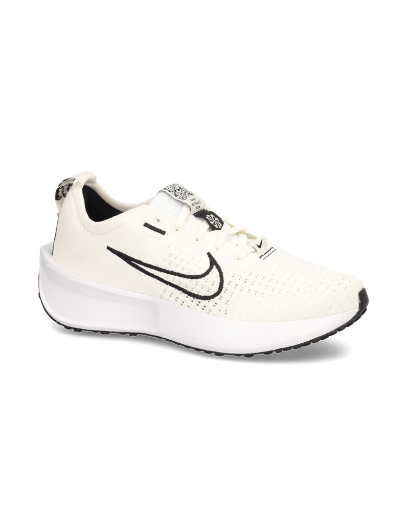 Nike-Nike-Interact-Run-beige