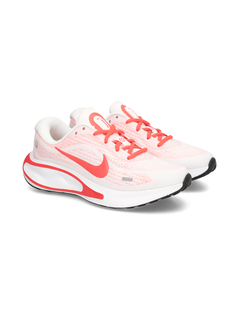 Nike-NIKE-JOURNEY-RUN-beige