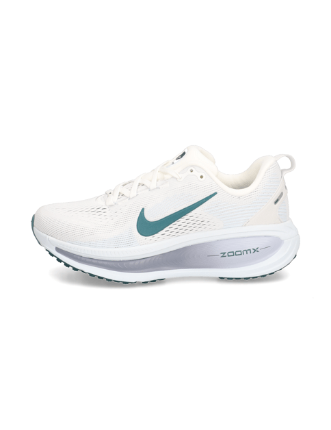 W NIKE VOMERO 18
