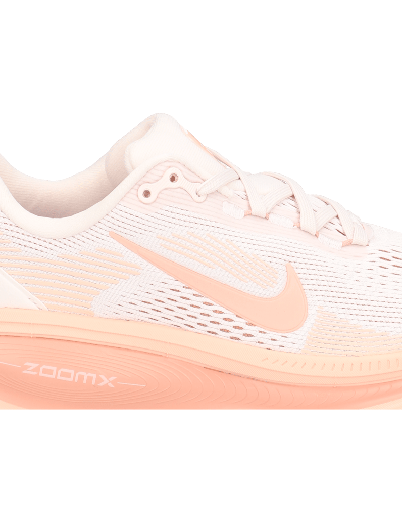 Nike-W-NIKE-VOMERO-18-weiss