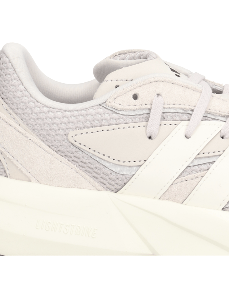 Adidas-LIGHTBLAZE-schwarz