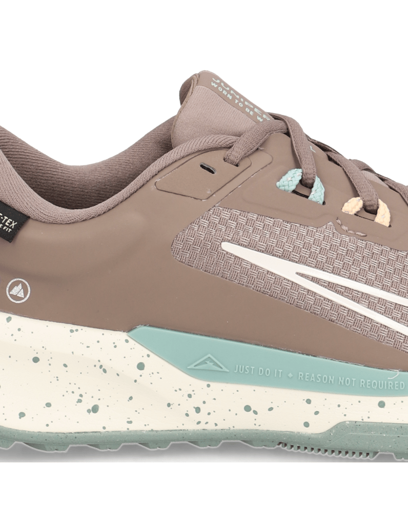 Nike-Nike-Juniper-Trail-2-GORE-TEX-braun