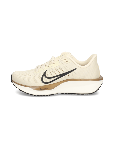 Nike Quest 6