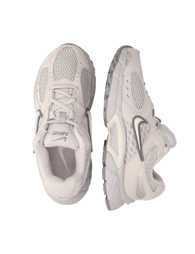 Nike-Nike-V5-RNR-beige