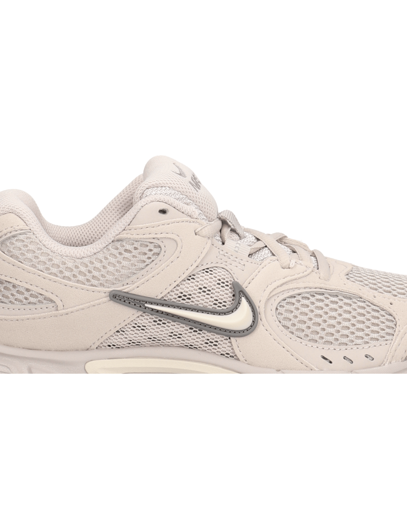 Nike-Nike-V5-RNR-beige