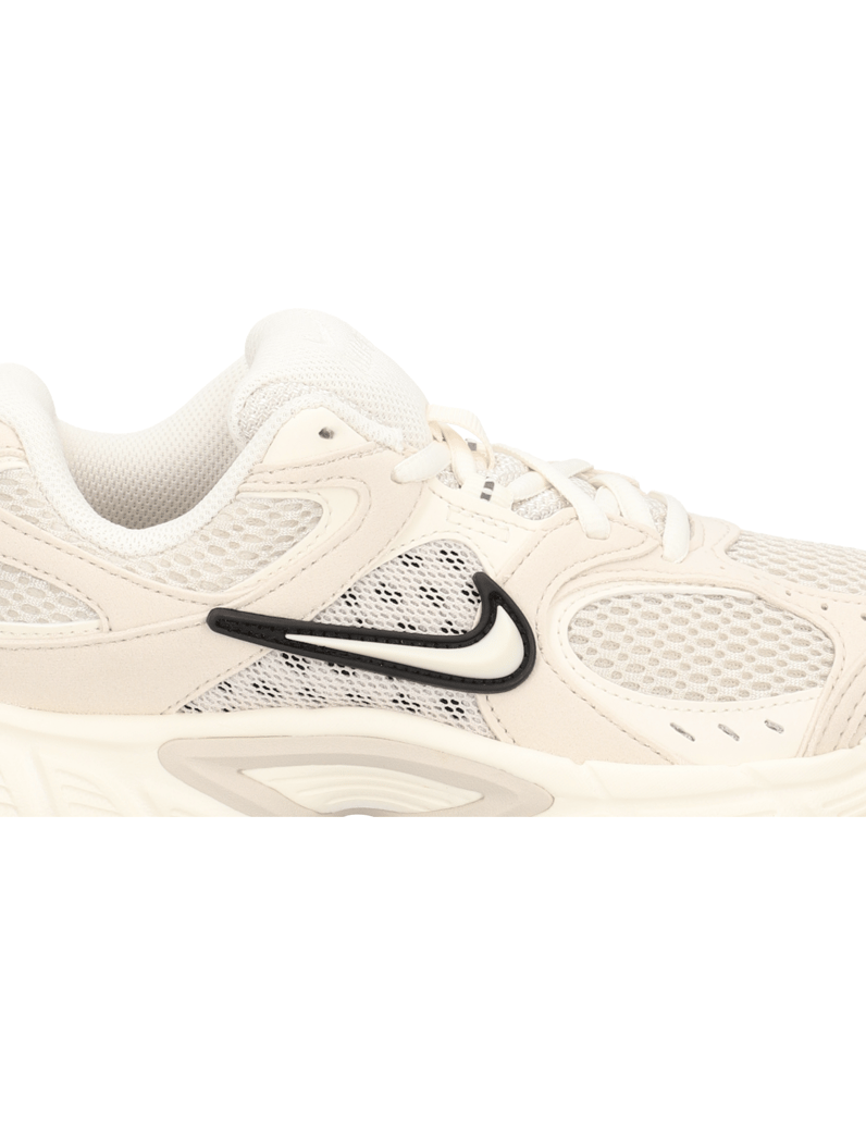 Nike-Nike-V5-RNR-beige