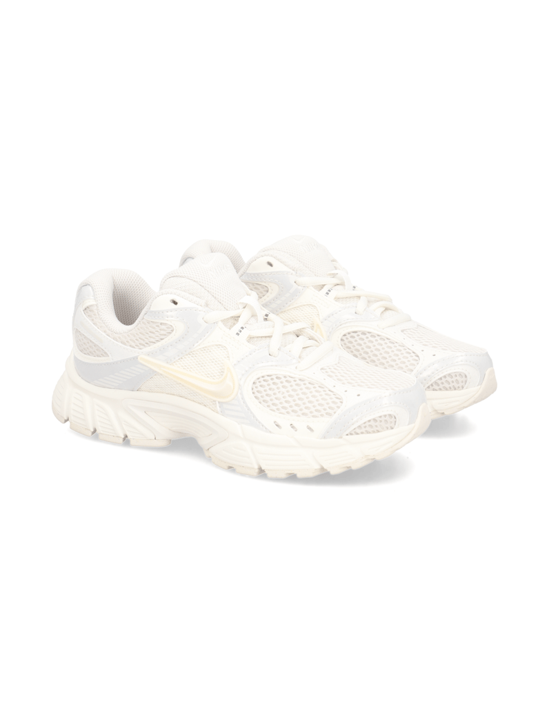 Nike-Nike-V5-RNR-beige