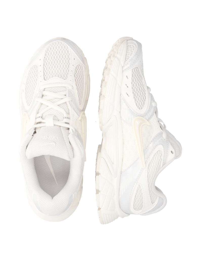 Nike-Nike-V5-RNR-beige