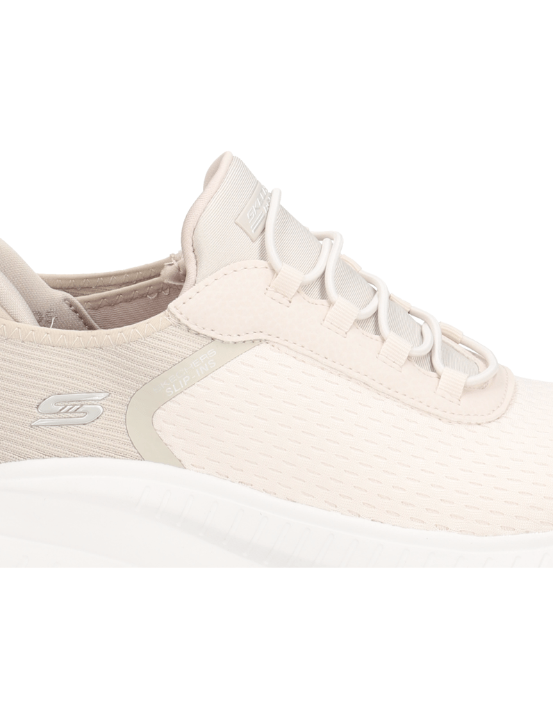 Skechers-Slip-Ins-Bobs-Squad-Chaos-weiss